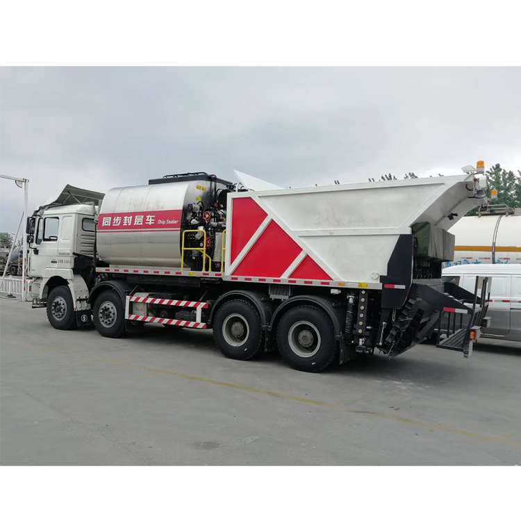 Фирменные машины для ремонта дорог шириной 4 м DGL5311TFC 8cbm, чип-герметик