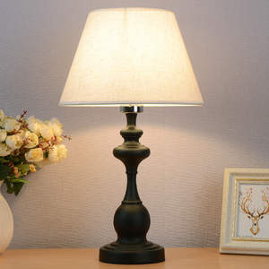 Lámpara de Mesa Retro Vintage de Alta Gama con Tela Estampada con Estilo Japonés Wabi-Sabi, Lámpara de Noche de Madera Maciza con Adorno - Product Image 6