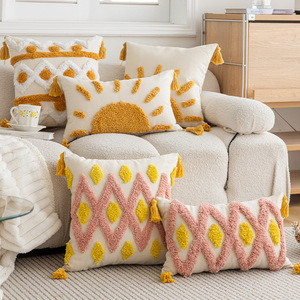 Three-dimensional Embroidered Tassel Waist <strong>Pillow</strong> <strong>Knitted</strong> Square Decorative Cushion for Bedroom Tufted Sofa Cushion