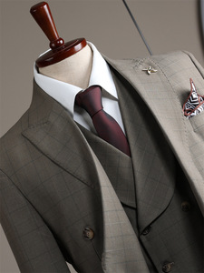 Costume <span class=keywords><strong>de</strong></span> Mariage Trois Pièces Croisé Haut <span class=keywords><strong>de</strong></span> Gamme à Revers en Pointe, Motif Carreaux, Style Britannique pour <span class=keywords><strong>Homme</strong></span> - Product Image 3