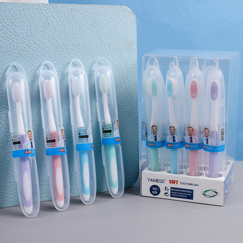 Wholesale PBT Bristle Cheap Dental Kit