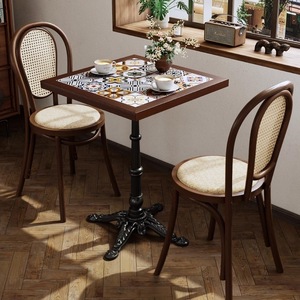 Juego de Mesa y Sillas para Cafetería y <span class=keywords><strong>Restaurante</strong></span>, Estilo Retro Americano y Francés, Madera Sólida, Personalizable, Uso Comercial para Panaderías - Product Image 2