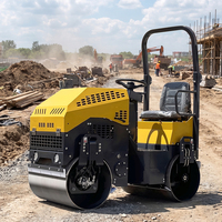 Rouleau compresseur vibrant à double tambour de 1,5 à 2 tonnes à prix réduit, entraînement hydraulique, diesel, pour compactage d'asphalte, de sol et de terre