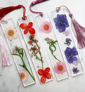 New Dried Flower Resin Bookmark Gift for School Kids Birthday Party Resin Crafts Floral Promotional Bookmarks for book reading