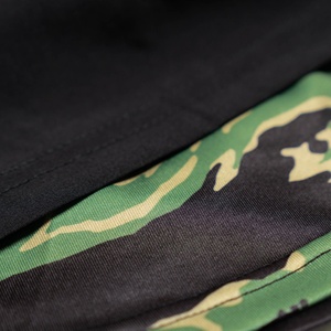Shorts de Compresión MMA de Grappling y Lucha <span class=keywords><strong>UFC</strong></span> Para Hombre, Personalizados en Color Negro Liso - Product Image 3