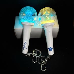 RICHSHINING Mini Glow Stick portachiavi concerto IDOL Party Glow-in-the-dark decorazione LOGO personalizzato regalo promozionale - Product Image 3