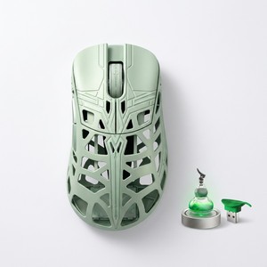 Souris de jeu WLMOUSE X the Swords Magnesium PAW3950HS 8K Polling 47g Switch optique Encodeur TTC Édition limitée Wuxia Sans fil - Product Image 5