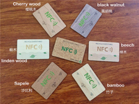 Support de présentation de code QR NFC en bois massif écologique personnalisé pour avis Google, pour bureau, table, restaurant, café, entreprise