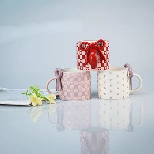 Tazza in Ceramica con Fiocco Squisito, Regalo per Ragazze, Tazza da Caffè di Tendenza con Design Accattivante - Product Image 2