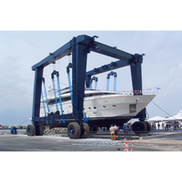 Grues de levage de bateau électriques personnalisées de l'usine directe Noyau de moteur de levage de bateau de voyage marin mobile pour une utilisation en chantier naval
