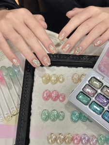 Ensemble de vernis à ongles en gel Edelweiss 9 couleurs 2,5 g et ensemble de vernis à ongles en gel pailleté, adapté pour le salon et la création d'art d'ongles DIY à domicile. - Product Image 3
