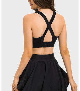 Комплект Спортивный женский из 2 предметов с юбкой и бюстгальтером - Product Image 6