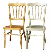 Chaises Napoléon en métal modernes, chaises de banquet d'hôtel Chivari avec coussin