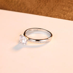 Cincin Janji Pernikahan Pertunangan Perak Sterling 925 Sederhana dengan CZ Jernih untuk Wanita - Product Image 3