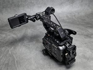 Cámara de Cine Profesional Sony FX6 4k 120P Usada, Cámara Digital de Fotograma Completo - Product Image 1