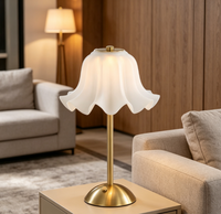 Lampe de table minimaliste moderne trois couleurs, lampe de chevet pour chambre à coucher, lampe décorative d'ambiance de luxe