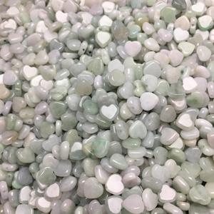 Vente en gros de perles coeur en <span class=keywords><strong>jade</strong></span> bricolage 9*10mm <span class=keywords><strong>jade</strong></span> amour Myanmar avec trou complet - Product Image 2