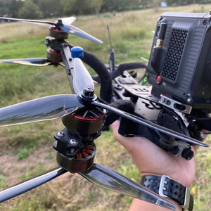 Hélice <span class=keywords><strong>Nasm</strong></span> Hqprop 7x4x3 7040 de 3 Palas para Drones Rc Fpv de 7 Pulgadas de Largo Alcance, Piezas para Drones Cinelifter - Product Image 4