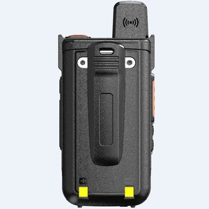 Walkie Talkie portatile compatibile con tutte le reti 4G transfrontaliero con interfono POC copertura a distanza illimitata fino a 5000 <span class=keywords><strong>chilometri</strong></span> - Product Image 4