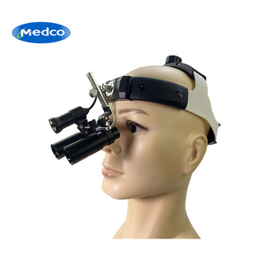 Loupe frontale Medco avec lentille de 50 mm, utilisation médicale, chirurgicale, dentaire, avec batterie amovible - Product Image 1