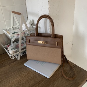 Nuova Borsa a <span class=keywords><strong>Tracolla</strong></span> Estiva per <span class=keywords><strong>Donna</strong></span> con Fodera in Poliestere, Chiusura a Zip e Design Retrò Bicolore - Product Image 4