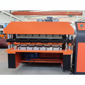 เครื่องรีดแผ่นหลังคาทรงสี่เหลี่ยมคางหมูเครื่องขึ้นรูปโลหะแบบม้วนตะเข็บแบบยืนเครื่องผลิตแผ่นหลังคาโลหะประเภทใหม่พร้อมใบรับรอง CE - Product Image 1