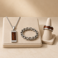 Ensemble de bijoux en acier inoxydable hypoallergénique et en bois |   Ensemble collier et bague en bois naturel incrusté |   Accessoires de mode écologiques