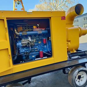 รถปั๊มน้ำดีเซลยกสูงแบบดูดน้ำเองได้ สำหรับควบคุมน้ำท่วมในเขตเทศบาล  ปั๊มน้ำเคลื่อนที่แบบไหลแรง  รถปั๊มน้ำสำหรับระบายน้ำ - Product Image 4