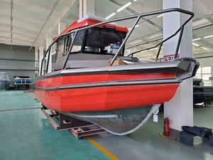 Bateau <span class=keywords><strong>de</strong></span> pêche en aluminium <span class=keywords><strong>de</strong></span> 10 m, directement <span class=keywords><strong>de</strong></span> l'usine, avec fonction <span class=keywords><strong>de</strong></span> pêche optimisée, conception pratique pour la capture et le stockage du <span class=keywords><strong>poisson</strong></span> - Product Image 2