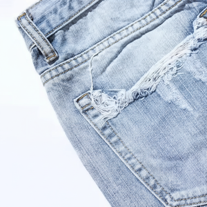 Vaqueros de mezclilla de alta calidad 100% algodón, personalizados, desgastados, con efecto descolorido por el sol, lavado ácido, estilo urbano, diseño bordado, casuales, con cierre de cremallera. - Product Image 1