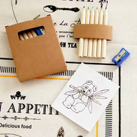 Mini crayon de couleur promotionnel en bois tendre fabricant de crayons de couleur 3.5 "Mini crayon de couleur emballage en papier kraft pour enfants