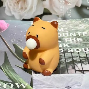 Juguete de Goma Suave de Capibara, Animal Acuático Antiestrés, Divertido, en Caja, para Niños de 5 a 7 Años o como Regalo - Product Image 3