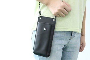 Sac bandoulière tendance en cuir PU pour télé<span class=keywords><strong>phone</strong></span>, pochette de télé<span class=keywords><strong>phone</strong></span> à bandoulière avec poches latérales, sangle réglable, léger et portable – Meilleures ventes - Product Image 4