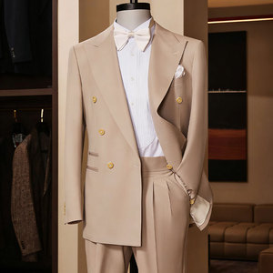 Abito <span class=keywords><strong>Blazer</strong></span> da <span class=keywords><strong>Uomo</strong></span> in Poliestere <span class=keywords><strong>Beige</strong></span> Caldo Personalizzato per Business, Matrimoni e Banchetti - Vestito Doppiopetto con Colletto a Risvolto - Product Image 1
