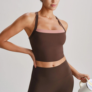 Débardeurs de sport pour femmes durables, respirants, anti-transpiration, extensibles dans quatre directions, avec dos croisé contrastant, pour le yoga et la gym - Product Image 2
