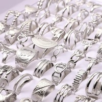 Magnifique coffret de bagues en acier inoxydable plaqué or, style rétro ajouré, taille ajustable, pour accessoires de mode