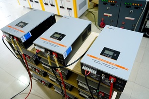 <span class=keywords><strong>Inversor</strong></span> Solar <span class=keywords><strong>Híbrido</strong></span> Ampinvt 1000Watt 1.2KW 3KW 12V 24V 5000W 6000W 48V de Fase Dividida MPPT para Sistema Aislado - Product Image 6