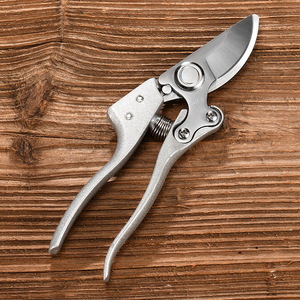 Tijeras de podar de acero inoxidable de grado industrial y bricolaje con mango largo para jardín y flores - Product Image 5