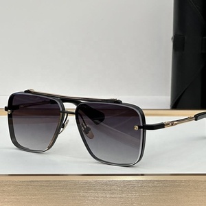 Lunettes de soleil carrées surdimensionnées rétro 2026, monture large de luxe, pour femmes, noires, dégradées, à la mode - Product Image 6
