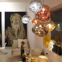 Luminaire suspendu long de style britannique pour hôtel, loft, duplex, salon, et espace sous escalier - Design moderne et minimaliste