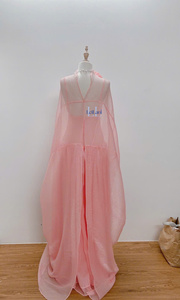 Vestido de terciopelo y seda para mujer con mangas dolman, cintura imperio, elegante vestido largo de fiesta y noche de Vietnam. - Product Image 4