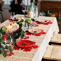 Ensemble de sets de table et de sous-verres en feutre rouge flocon de neige de Noël, 13"+5" Décoration de table de Noël en feutre de laine