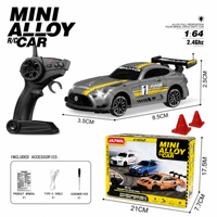 Voiture de course télécommandée RC miniature en alliage à l'échelle 1:64 avec éclairage, double vitesse, portée de 30 m, rechargeable, télécommande 2,4 G