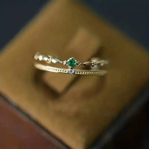 Anello a Doppio Strato con Zirconi in Stile Corte per Donne, Elegante Gioiello da Dito alla Moda - Product Image 2