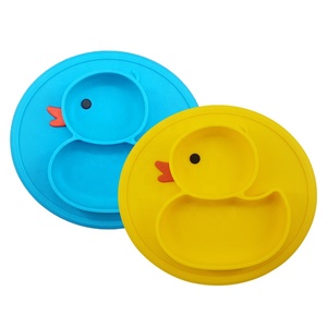 Vente en gros chaude cuillère à succion sûre bol pliant en silicone pour bébé, napperon mignon en forme de <span class=keywords><strong>canard</strong></span> pour tout-petits - Product Image 2