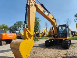 Excavadora hidráulica de clase CAT 320D de 22 toneladas diseñada para una alta eficiencia, durabilidad, bajos costos operativos en construcciones exigentes - Product Image 5