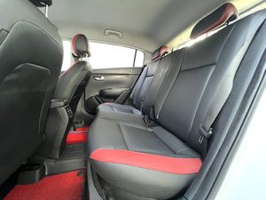 <span class=keywords><strong>Voiture</strong></span> d'occasion pratique et fiable KX Cross 2017-2022 1.4L Essence Automatique Berline 5 Places Conduite à Gauche Bien Entretenu pour Usage Urbain - Product Image 6