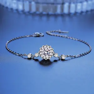 1 карат VVS покрытый Платиновый 925 стерлингового серебра подарок день Святого Валентина ювелирные изделия цветок Муассанит браслет для женщин