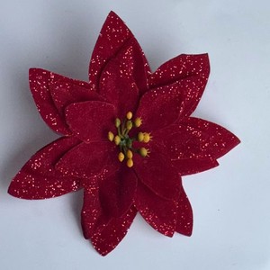 Bouquet de fleurs de Noël artificielles en PVC, pétales blancs scintillants, pour la décoration de la maison, style campagnard, design minimaliste - Product Image 3