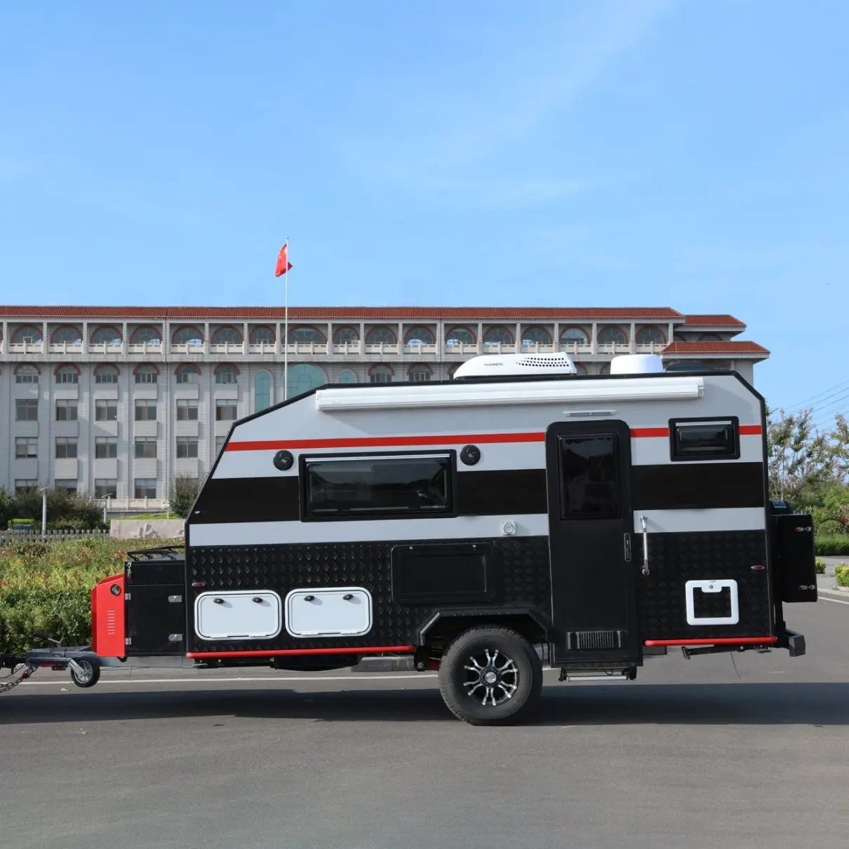 Light Weight Hybrid Caravan Australian Standard Caravan Motorhome Caravan Motor Home With Slide Out Kitchen